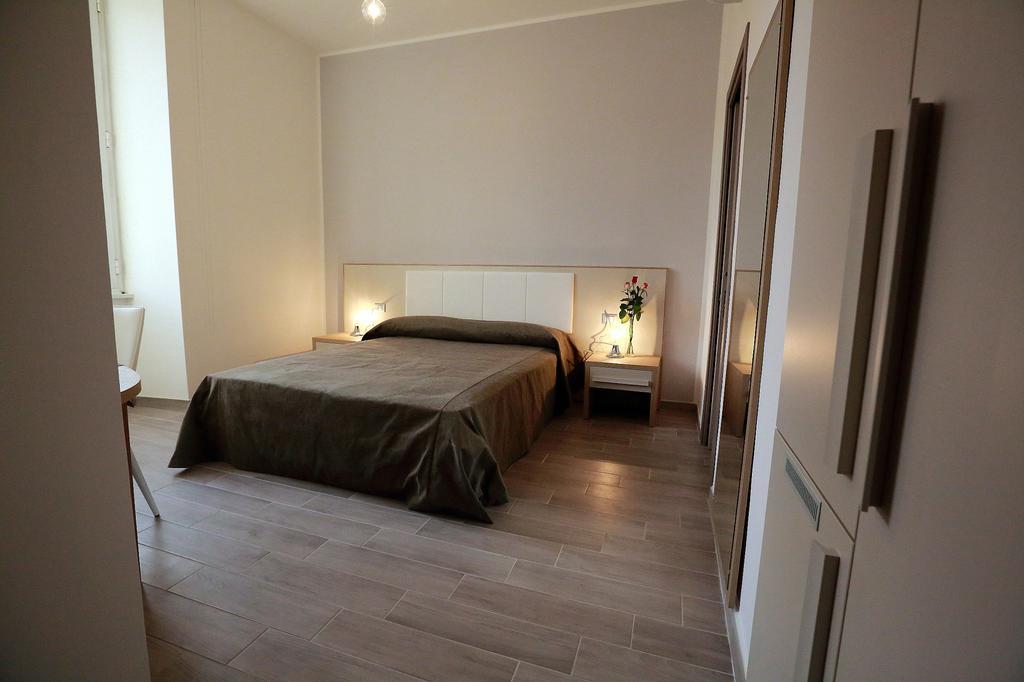 Casa Martinez Roma Hotel ภายนอก รูปภาพ